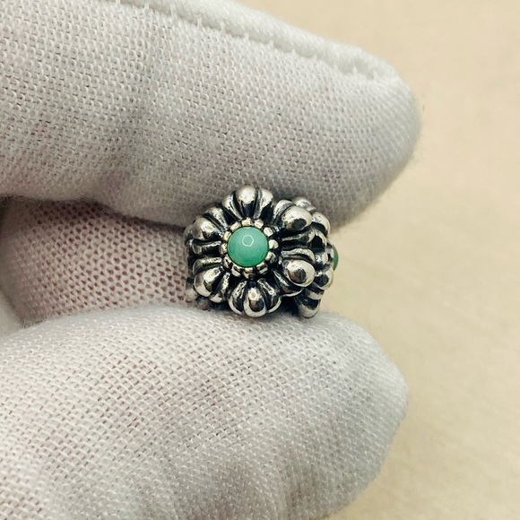 EUC Pandora 790580CH Sterling Silver May Birthday Blooms Bead w/ Chrysoprase - Picture 9 of 11